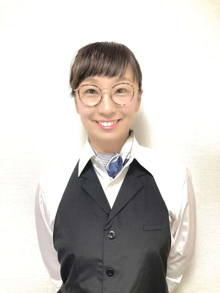 大阪市鶴見区薄毛に悩む女性専用サロンhittoema salonオーナーの中尾沙織です。